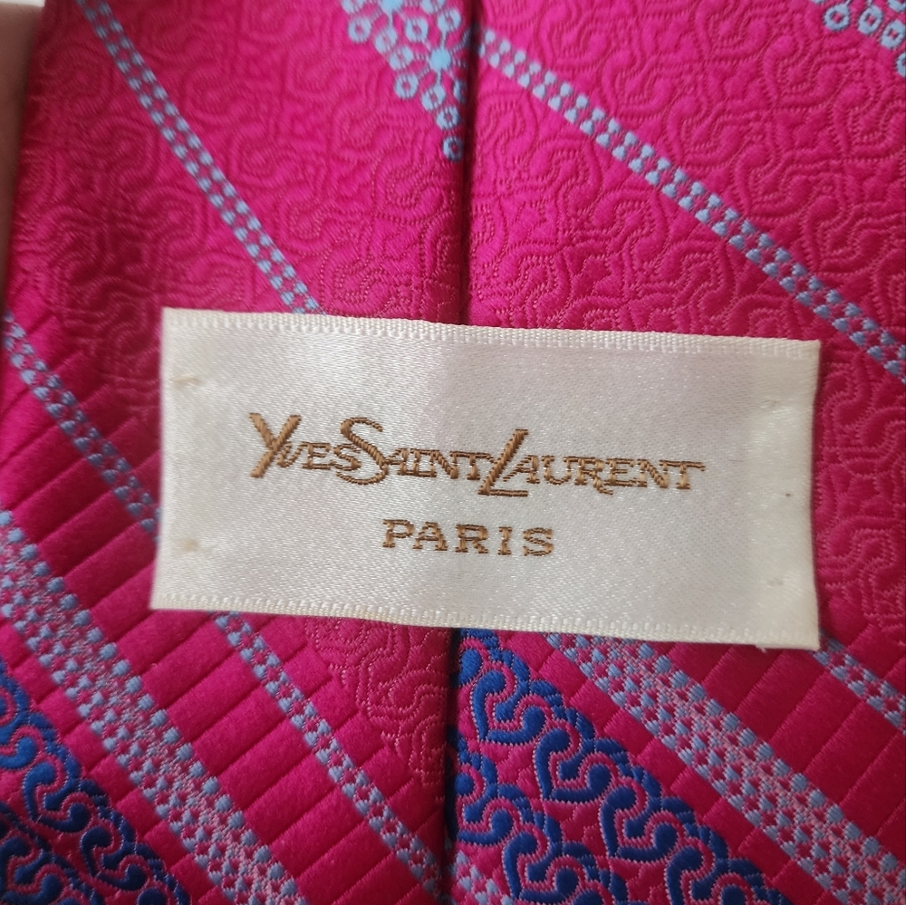 Yves Saint Laurent Paris Men's Pink Stripe Tie Vintage Wide Necktie